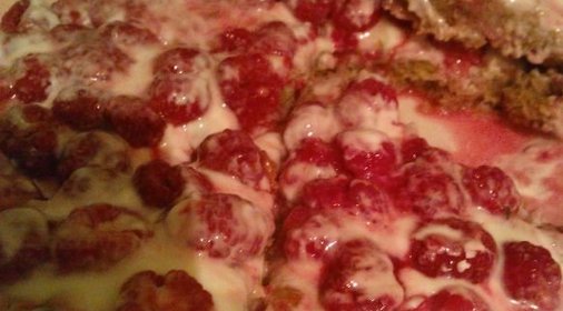 Эффектный торт с консервированными абрикосами