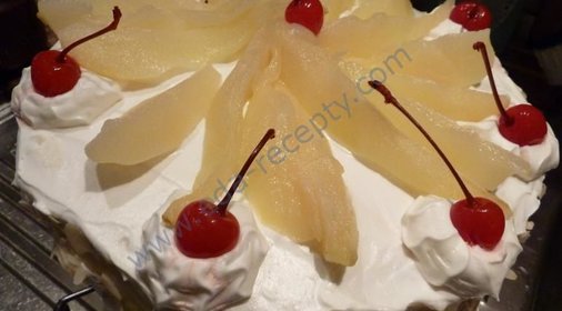 Торт со взбитыми сливками