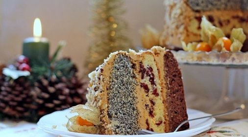 Трехцветный торт