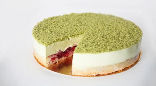 Торт «Фисташковый с вишней»