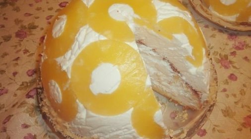 Торт Ананасы на снегу