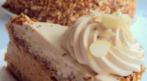 Тортик для прекрасной именинницы!:)