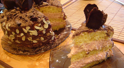 Торт «Черные тюльпаны»