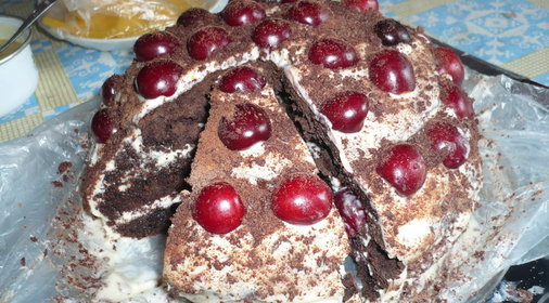 торт с вишнями