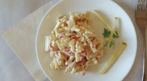 Малиново-ананасовый торт