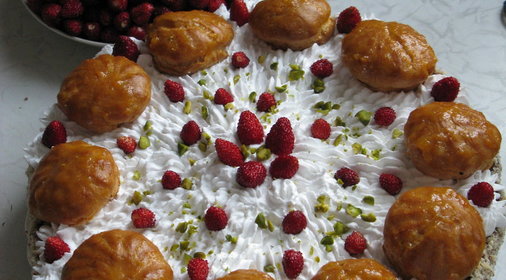 Торт Абрикосовый профитроль