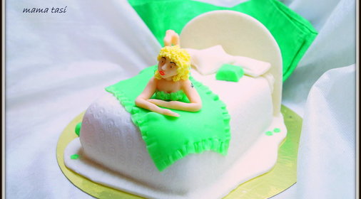 Торт «Барышня на кровати» (для мужа подруги)