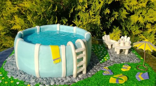 Торт Бассейн