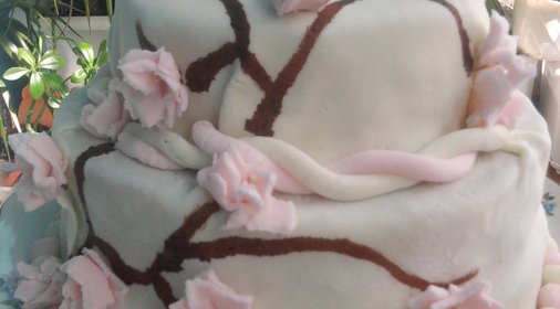 ТортВетка сакуры