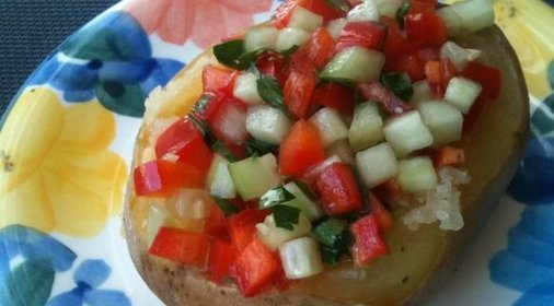 Торт с кэробовой помадкой