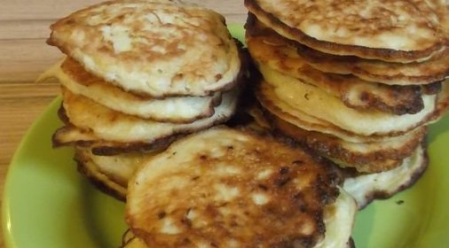 Торт с тыквой и финиками