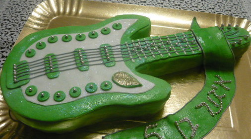 Торт Гитара