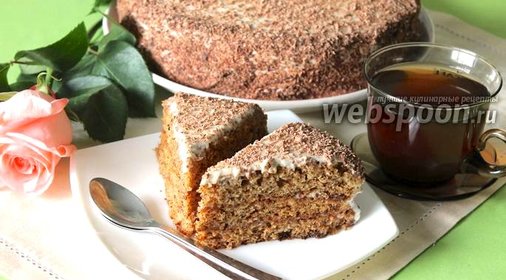 Торт «Медовик» ореховый