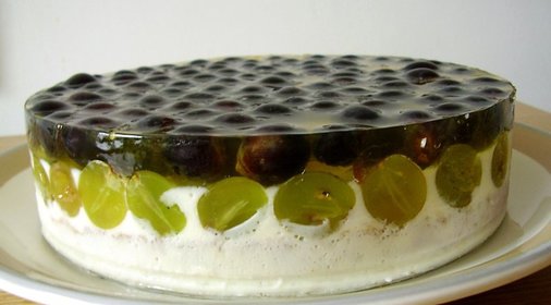 Виноградно-йогуртный торт