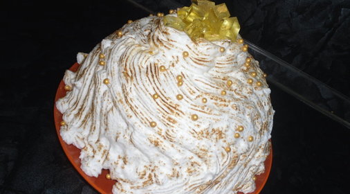 Желейный торт Малиновый Снег