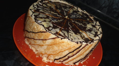 Миндальный торт со сливочным кремом и личи С Днем Рождения, Леночка!!