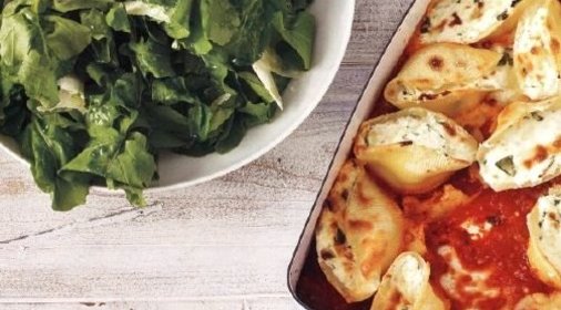 Слоеный помадно-фруктовый торт