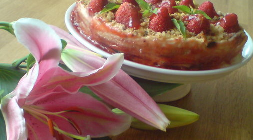 Торт Клубника на ...пеньке!///Моим любимым подружкам