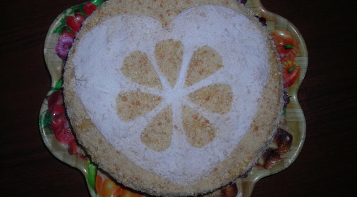 Торт «Медовый» (с ягодно-ореховой прослойкой)