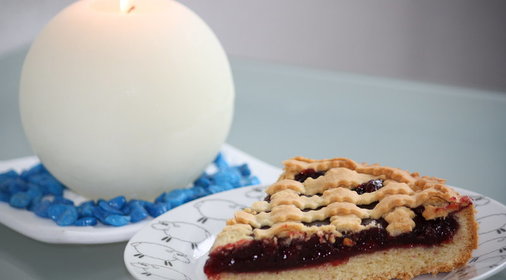 брусничый тортик