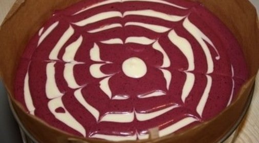 Творожный черничный торт без выпечки