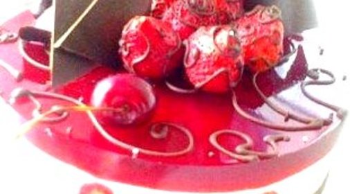 Торт-суфле с фруктами в желе