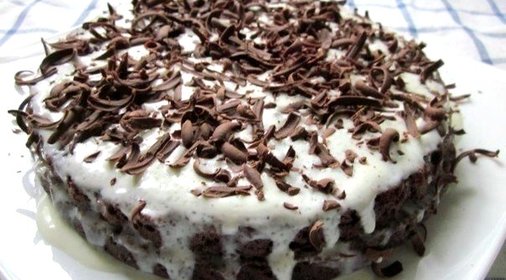 Быстрый шоколадный торт со сметанным кремом