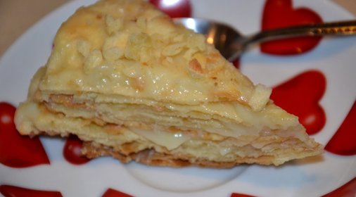 Слоеный Наполеон с заварным кремом