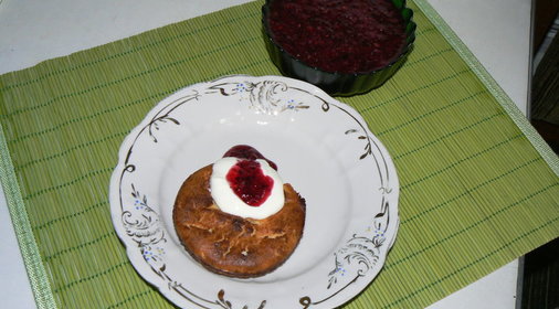 Торт с цитрусовой начинкой и воздушным безе