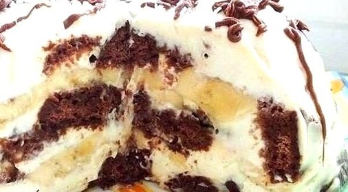 Сметанник с бананами из пряников без запекания