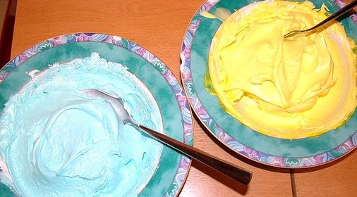 Крем для розочек на торт