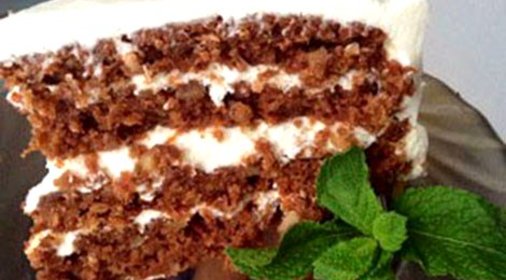 Морковный торт с кремом на основе сыра филадельфия