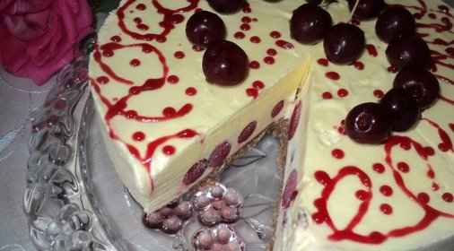 Торт-мороженое Вишневый сад