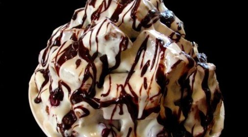 Торт «Панчо» с вишней и ананасом