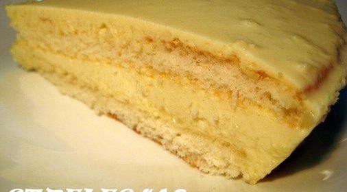 Торт-суфле из белого шоколада с грушей и Марсалой