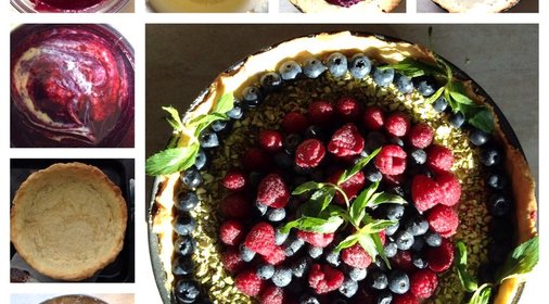 Лимонный торт-суфле с ягодным курдом