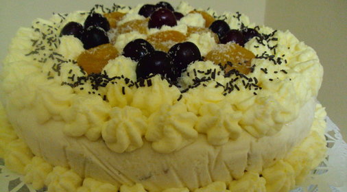 Торт-суфле с фруктами