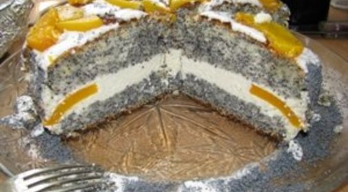 Торт ко дню рождения Маково-творожный с персиками