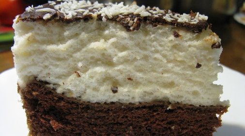 Торт Птичье молоко с фруктами и шоколадом