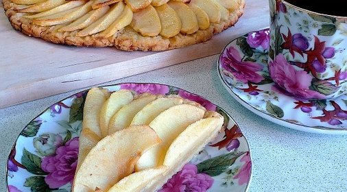 Яблочный пирог маман Бланк