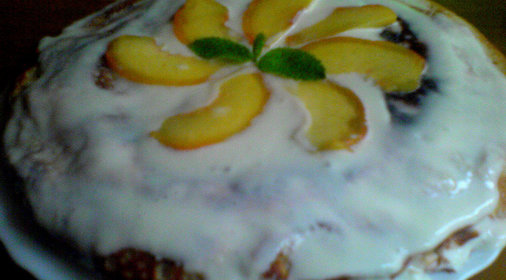 Блинный торт с персиками