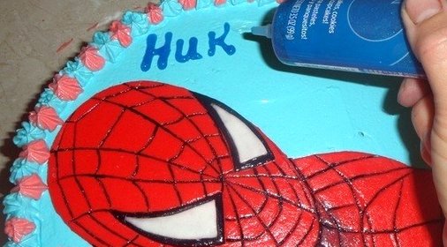Торт бисквитный Человек-паук