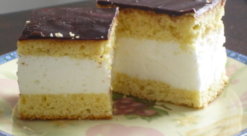 Торт ,,Птичье молоко,,