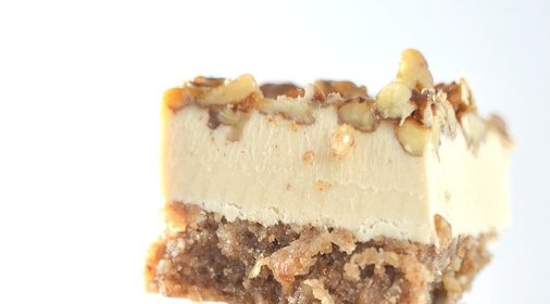 Творожный торт с орехами