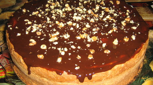 Бисквитный торт с вишней