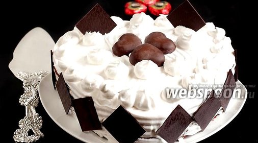 Торт на творожно-шоколадном бисквите