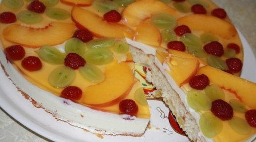 Легкий фруктовый торт