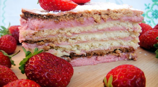 Торт с Клубничным Муссом