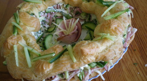 Торт с ветчиной из заварного теста