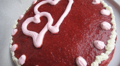 торт Клубничные облака